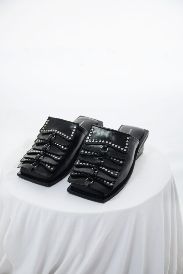 Aura Stacked Slides (Black)