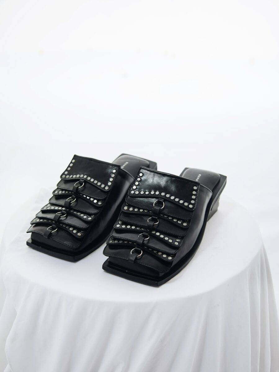 Aura Stacked Slides (Black)